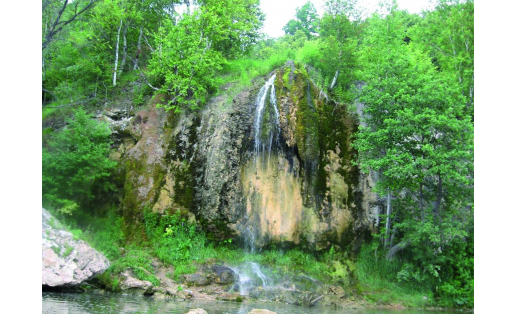 Асинский зеркальный водопад