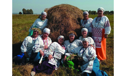 Русский фольклорный ансамбль “Хусточка”. Село Охлебинино Иглинского района “Khustochka” Russian folklore ensemble. Okhlebinino village, Iglinskiy district