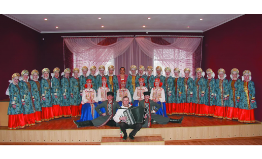 Коллектив хора русской песни “Щедрый вечер” Collective of Russian song choir “Generous evening”