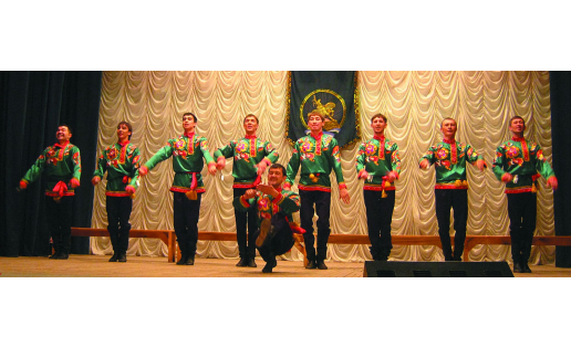Русский танец “Ложкари” в исполнении ансамбля "Ляйсан"   Russian dance “Lozhkari”
