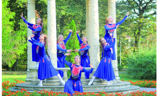 Танец “Легенда о семи красавицах” в исполнении театра-студии “Солнышко” Dance The Legend of the Seven Beauties performed by the theater-troupe The Solnushko
