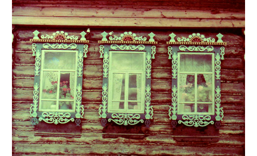 Наличники, украшенные резьбой (с.Михайловка Дуванского р‑на, 1968). К статье "Мордва".