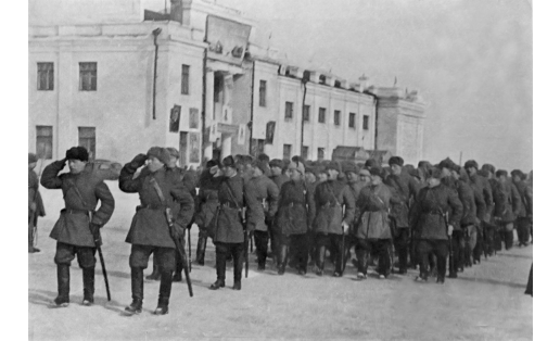 Парад 112‑й Башкирской кавалерийской дивизии. Станция Дёма, март 1942 The parade of the 112th Bashkir cavalry division. Dyoma Station, March 1942