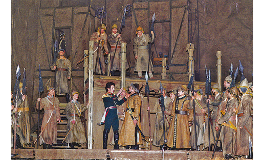 Сцена из оперы “Кахым-туря” З.Г.Исмагилова. БГТОиБ. 2002 A scene from Z.G. Ismagilov’s opera “Kakhym-Turya”. The Bashkir State Opera and Ballet Theatre