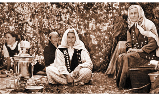 Башкирки на празднике “Ҡарғатуй”(Челябинская обл., 1958)