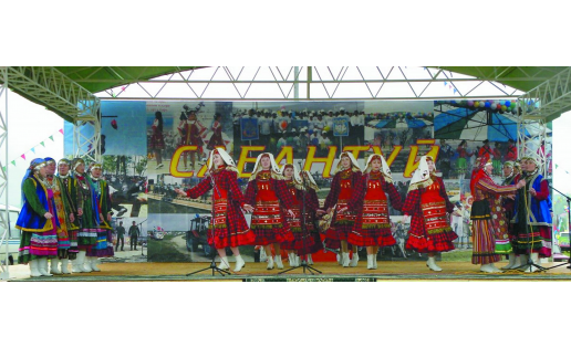 Удмуртский фольклорный ансамбль “Шулдыр жыт” Udmurt folk ensemble “Shuldyr zhyt”