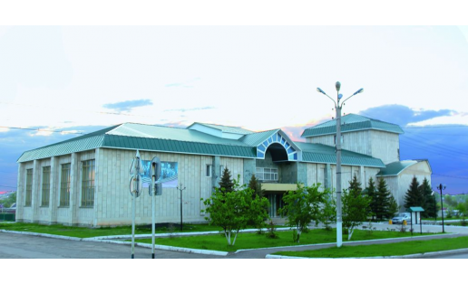 Благоварский районный дворец культуры The Blagovarsky Raion Palace of Culture