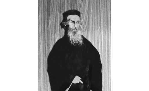 Г.С.Саттаров в роли Брабанцио (“Отелло” У.Шекспира).
