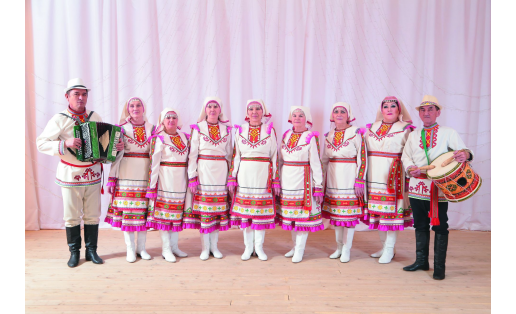 Марийский фольклорный ансамбль “Кудыронгыр” Mari folklore ensemble “Kudyrongyr”