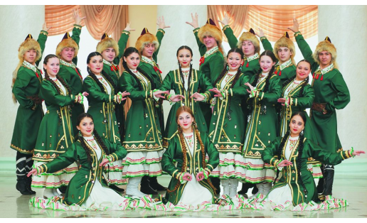 Ансамбль танца “Берхомут”. Город Ишимбай The dance ensemble Berhamut. Ishimbay
