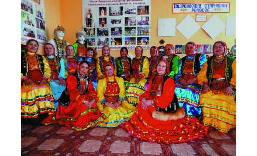 Фольклорный ансамбль “Гильмияза” The folklore ensemble “Gilmiyaza”
