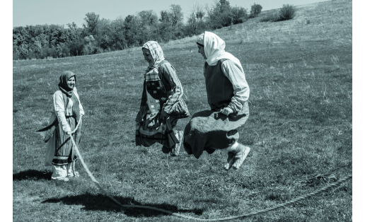 Прыжки со скакалкой. Исторический парк “Бирская крепость”. 2019 Jumping rope. “Birskaya fortress” historical park. 2019