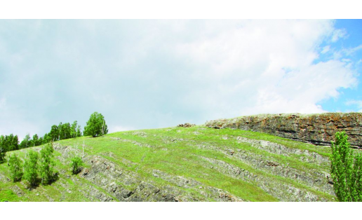 Разрез Лаклы The Lakly quarry
