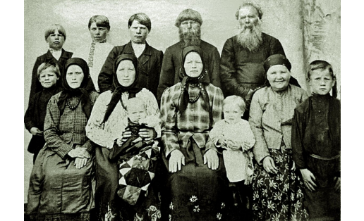 Семья Малининых (с.Ярославка Дуванского р‑на, нач. 20 в.)
