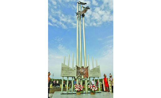 Памятник Кахым-туре. Село Аючево Стерлитамакского р‑на The Monument to Kakhym-tura. Selo Ayuchevo, Sterlitamaksky Raion